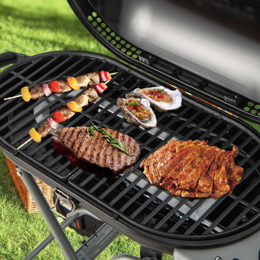 15000 BTU Portable Propane BBQ Grill with Wheels and Side Shelf-Black - Image 5